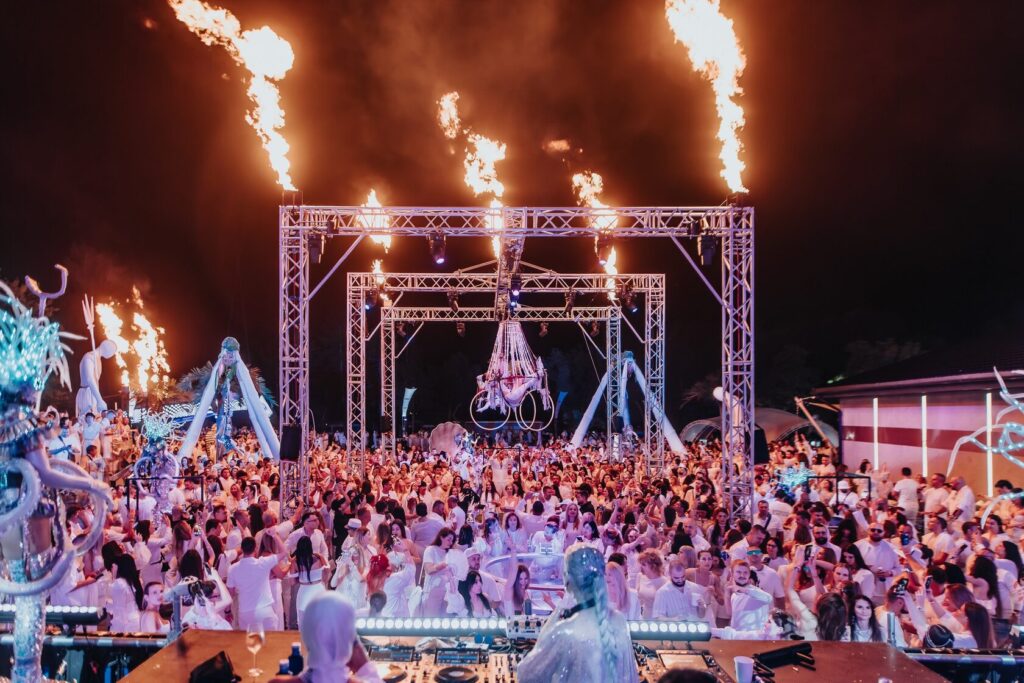 Концерт: Embargo White Festival